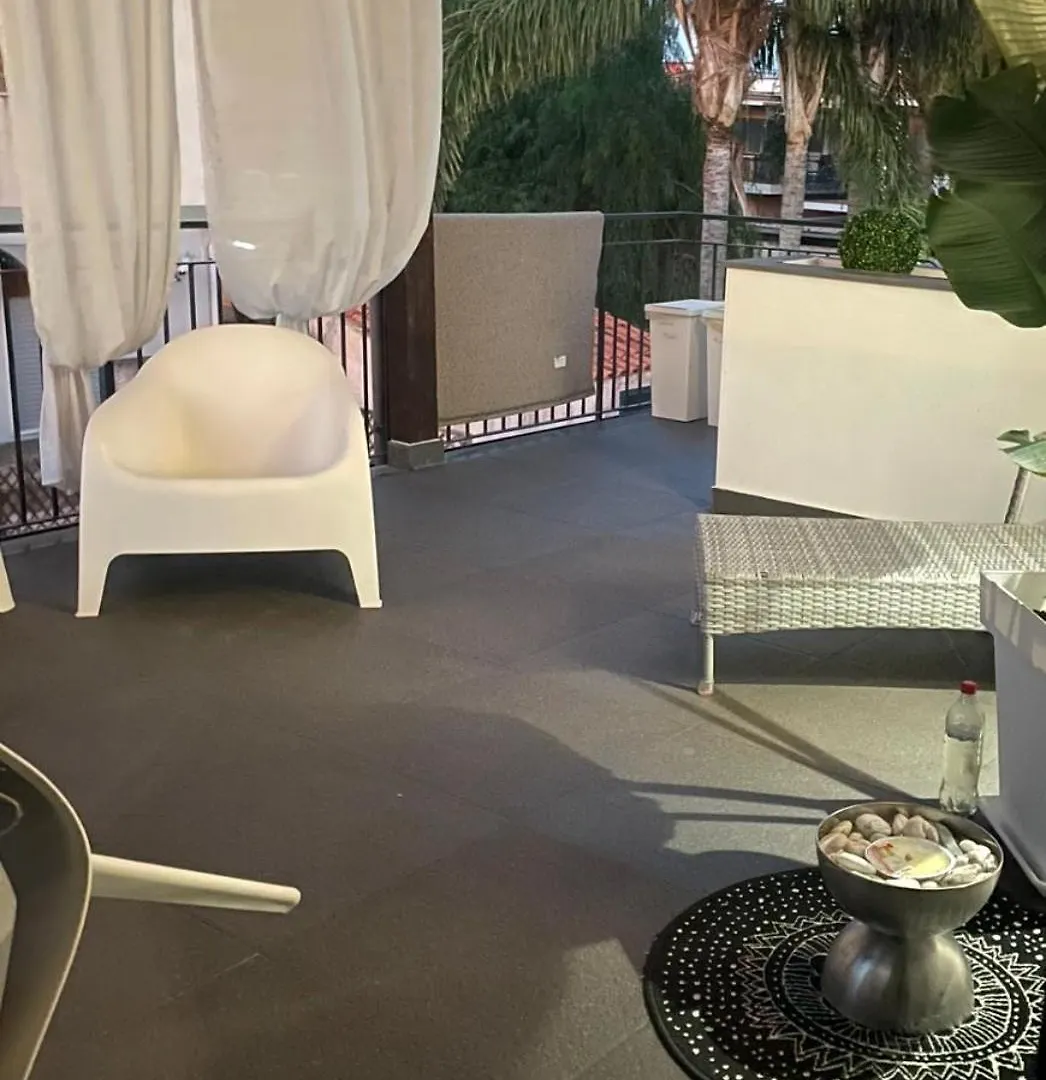 Apartamento She Home Stazzo Itália