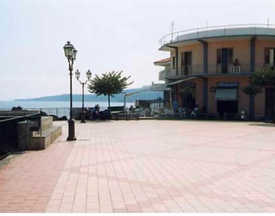 Appartamento She Home Stazzo